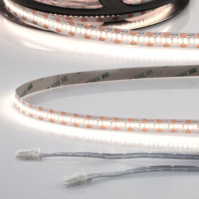 LED CRI940 MiniAMP Flexband, 12V, 12W, IP20, 4000K, 120cm, beids. 30cm Kabel + maleAMP, 300 LED/m