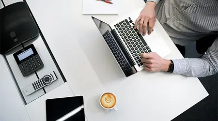 Notebook & Smartphone